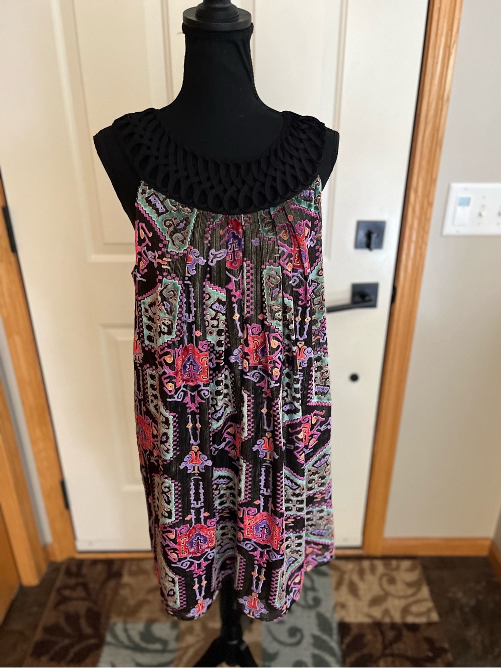 Anthropologie Moulinette Soeurs Linnea black velvet metallic shift dress. Medium